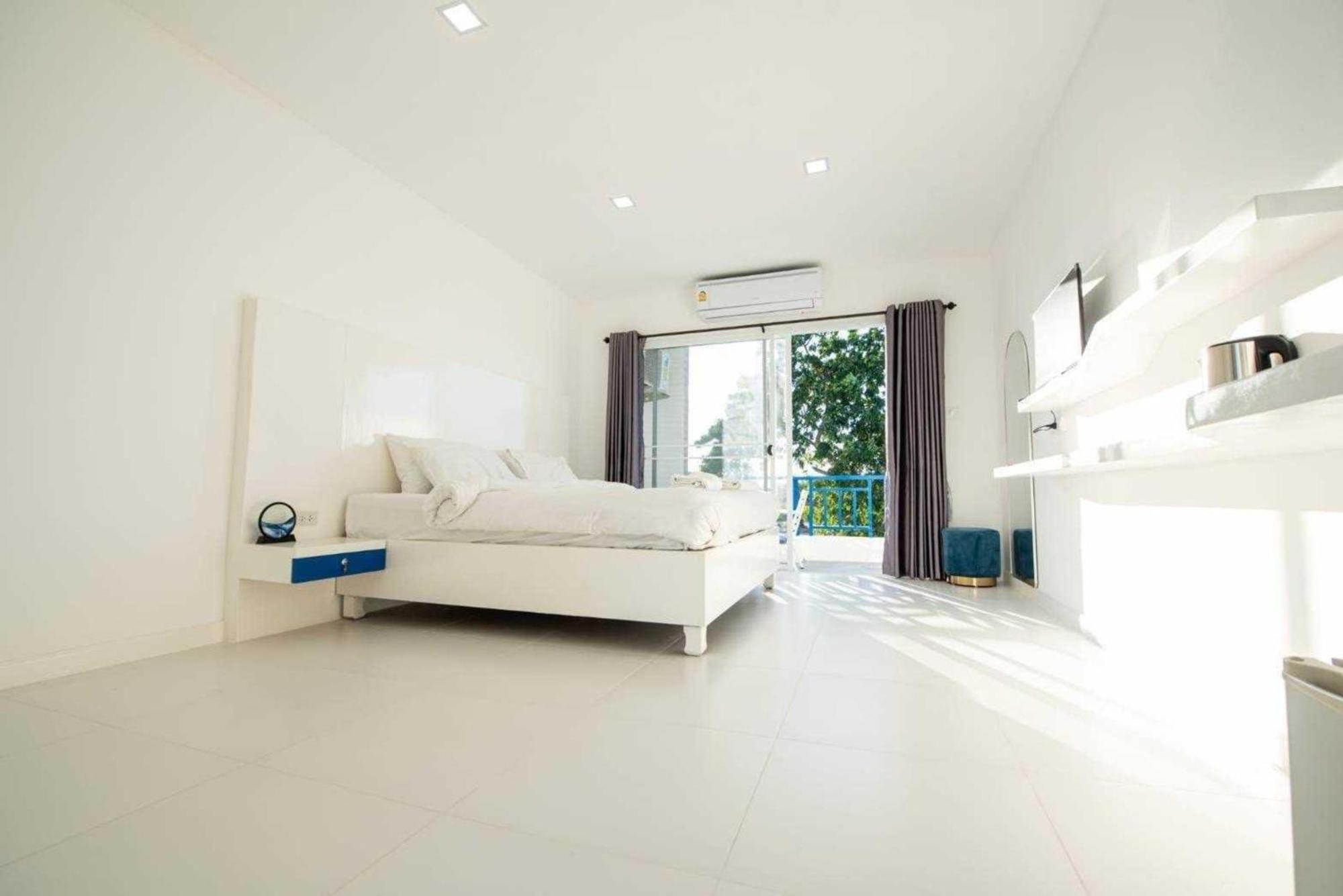 Collection O To The Sea Resort Thailand На Джомтьен Экстерьер фото