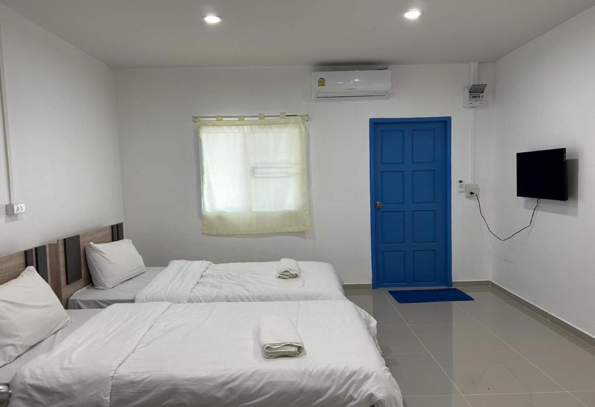 Collection O To The Sea Resort Thailand На Джомтьен Экстерьер фото