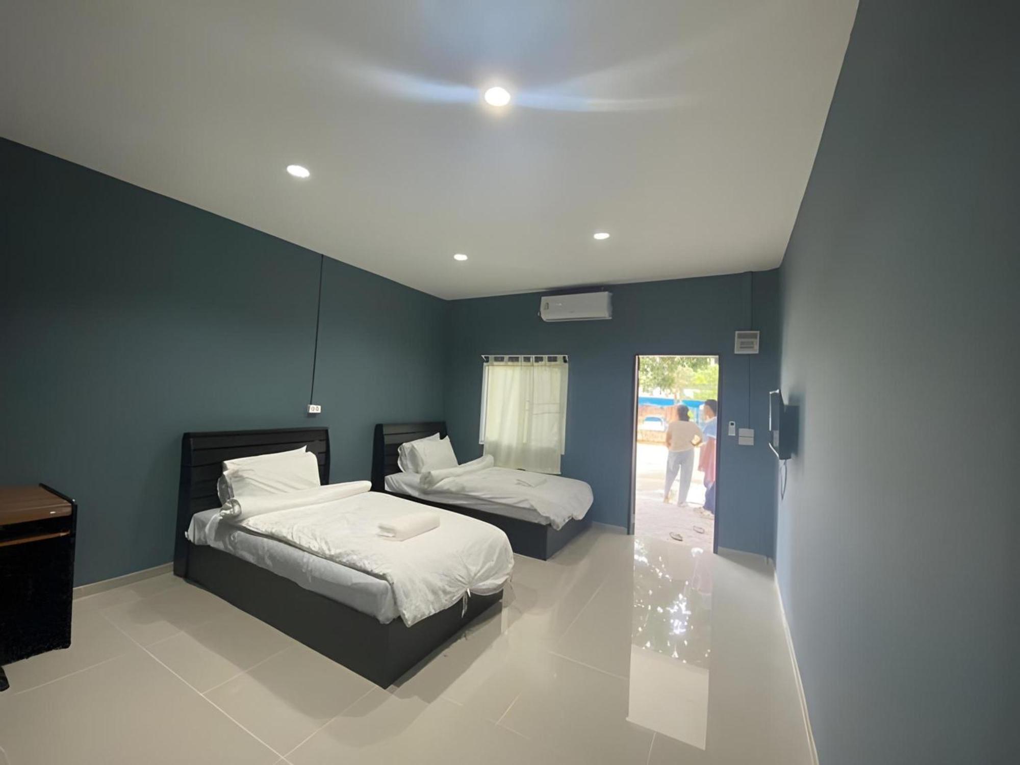 Collection O To The Sea Resort Thailand На Джомтьен Экстерьер фото